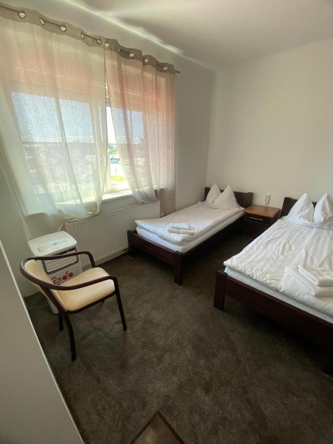 451 Rooms Graz Extérieur photo