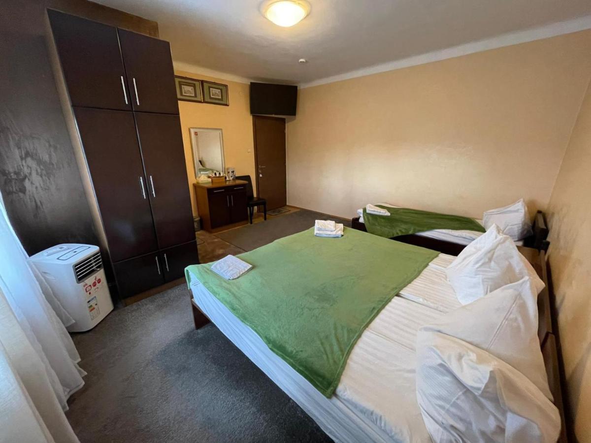 451 Rooms Graz Extérieur photo