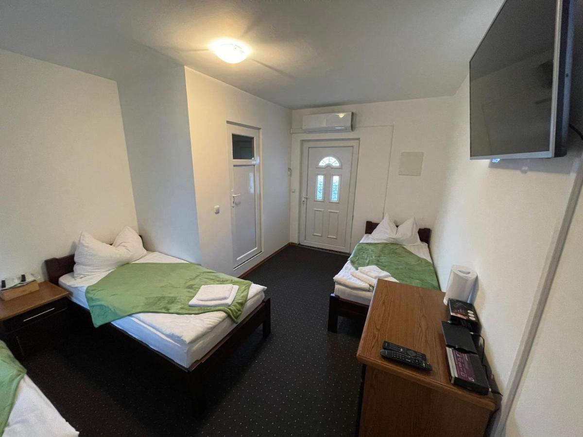 451 Rooms Graz Extérieur photo