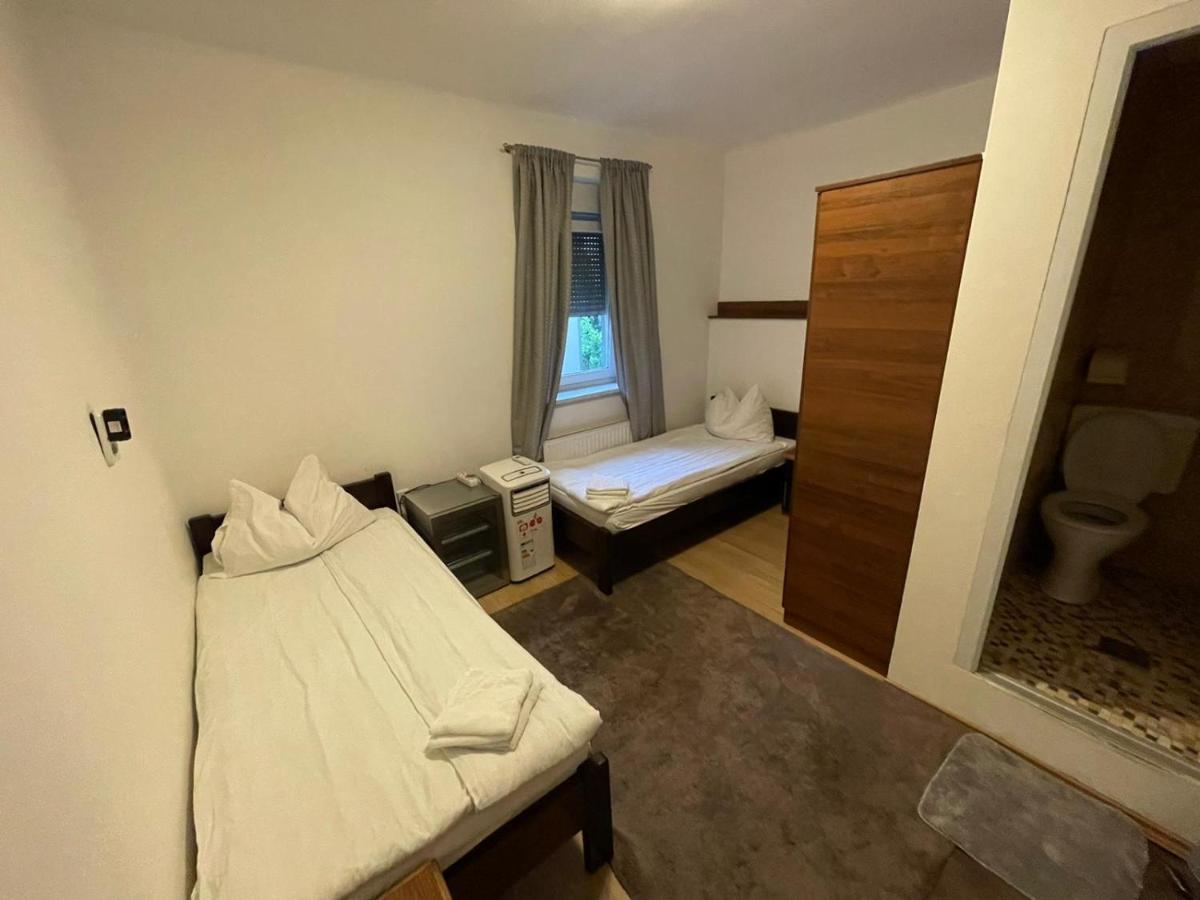 451 Rooms Graz Extérieur photo
