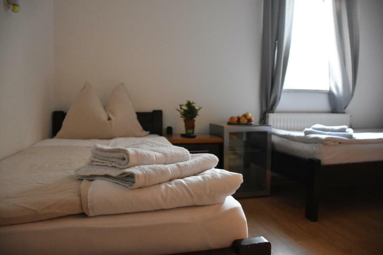 451 Rooms Graz Extérieur photo